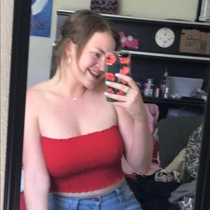 Meet your Posher, Kelli